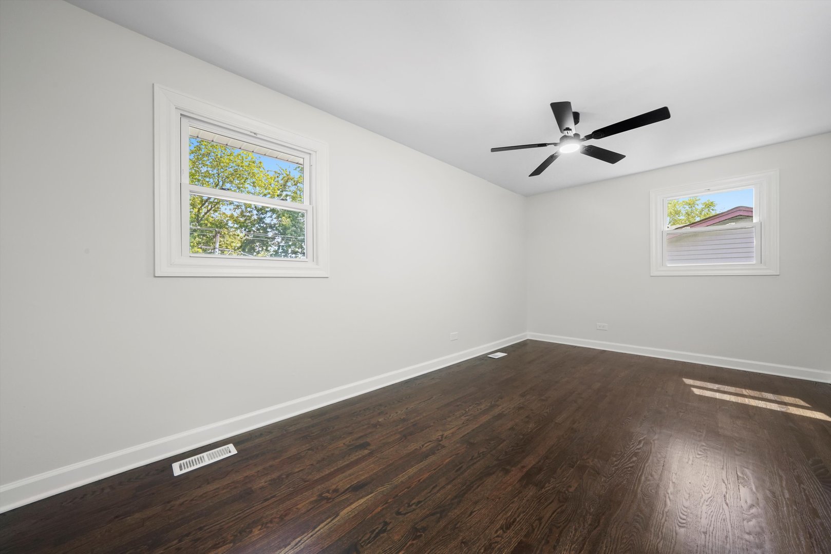 21811 Clyde Avenue, Sauk Village, IL 60411
