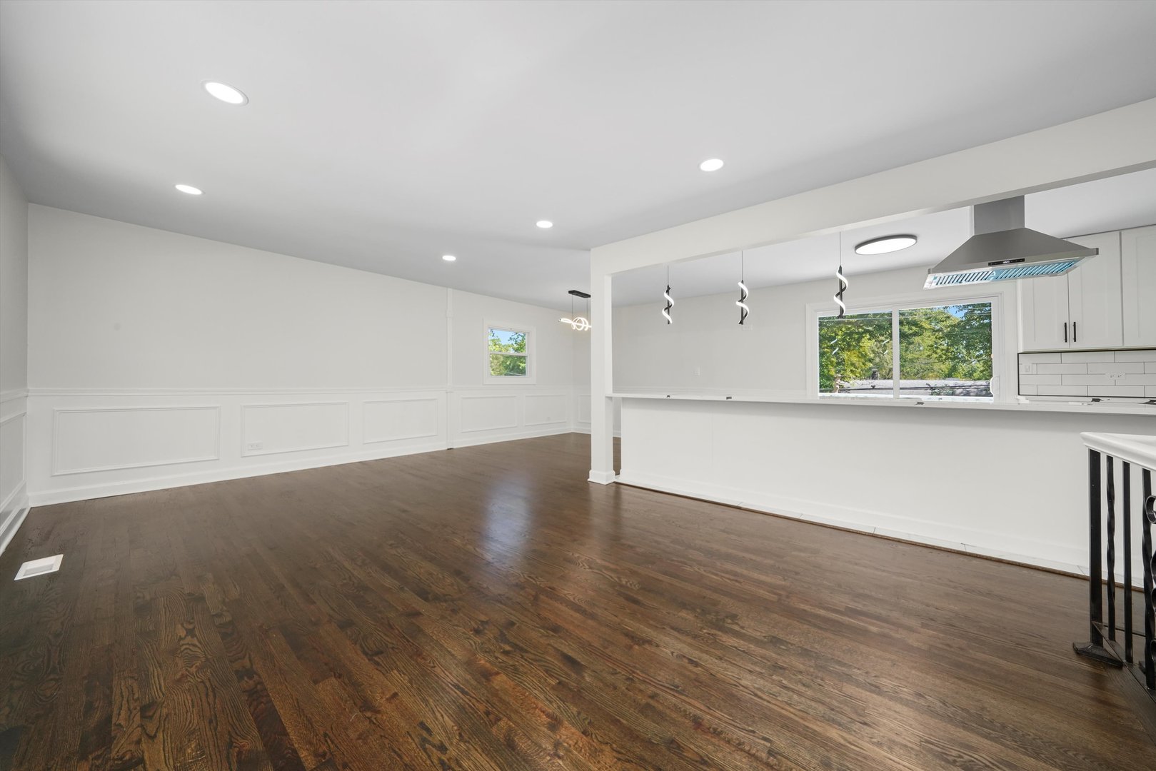 21811 Clyde Avenue, Sauk Village, IL 60411