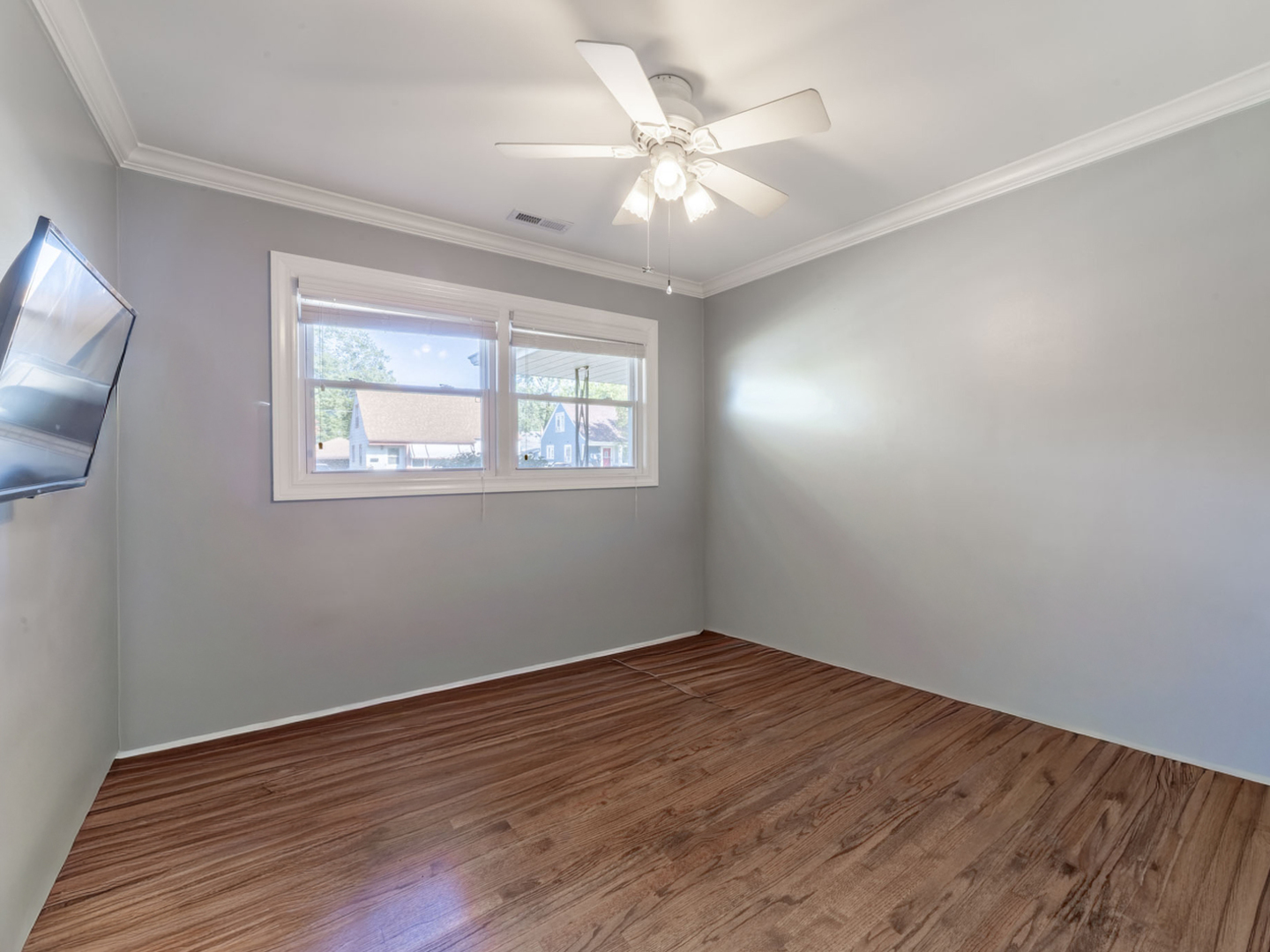 18010 Oakley Avenue, Lansing, IL 60438