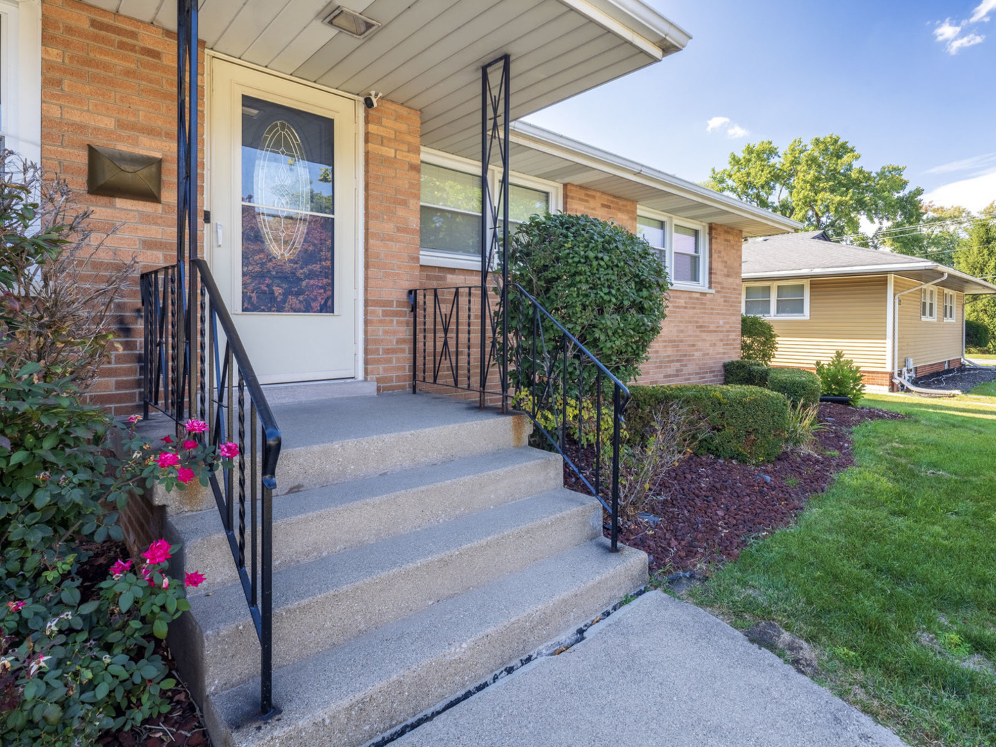 18010 Oakley Avenue, Lansing, IL 60438