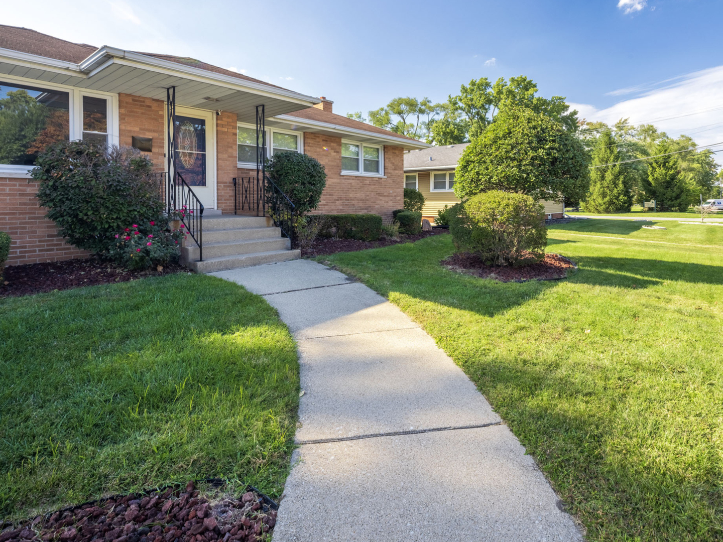 18010 Oakley Avenue, Lansing, IL 60438