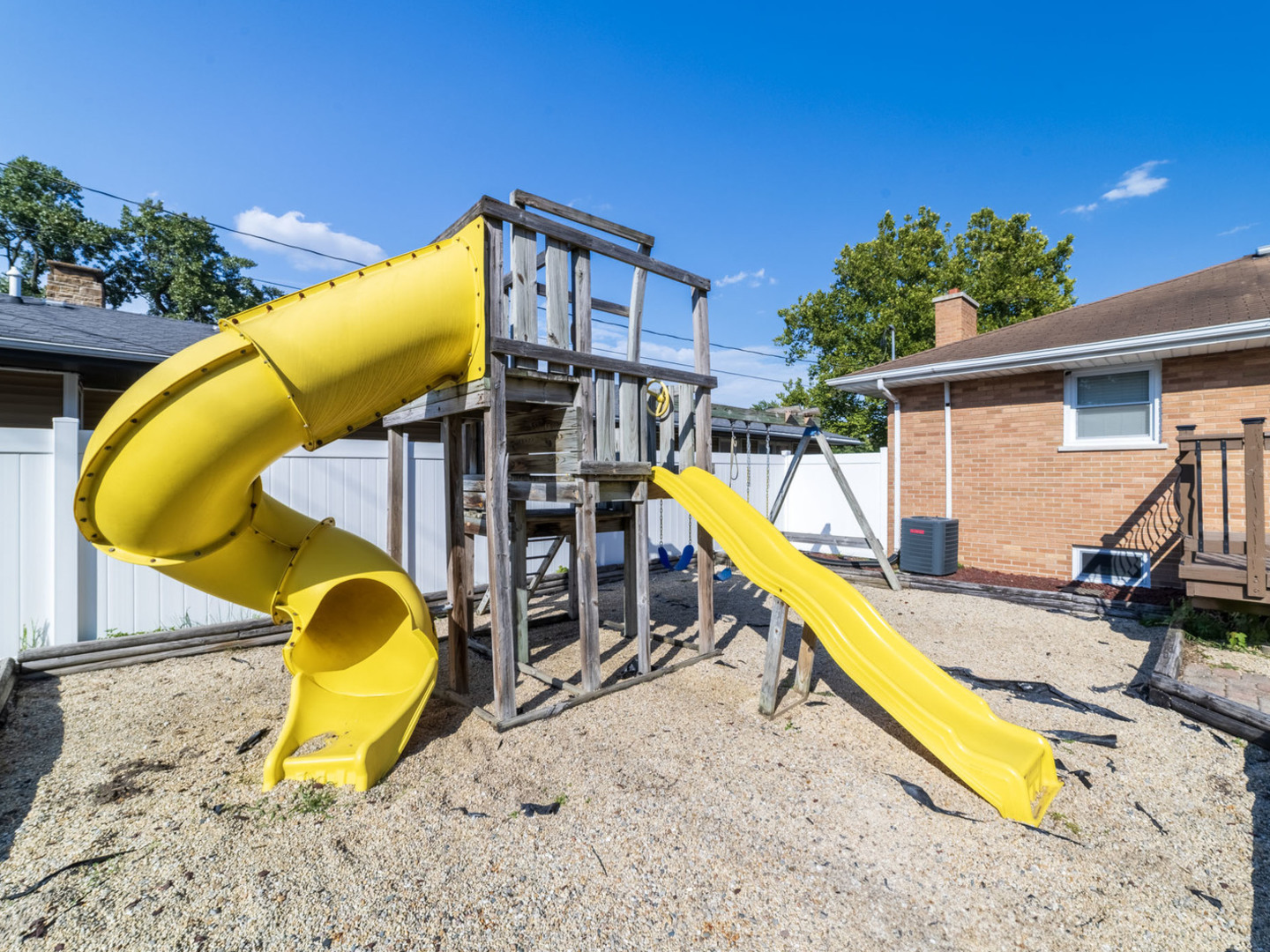 18010 Oakley Avenue, Lansing, IL 60438