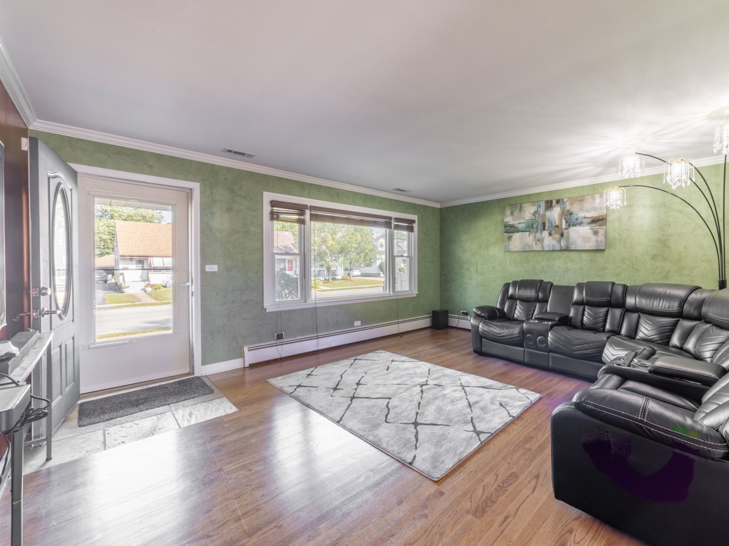 18010 Oakley Avenue, Lansing, IL 60438