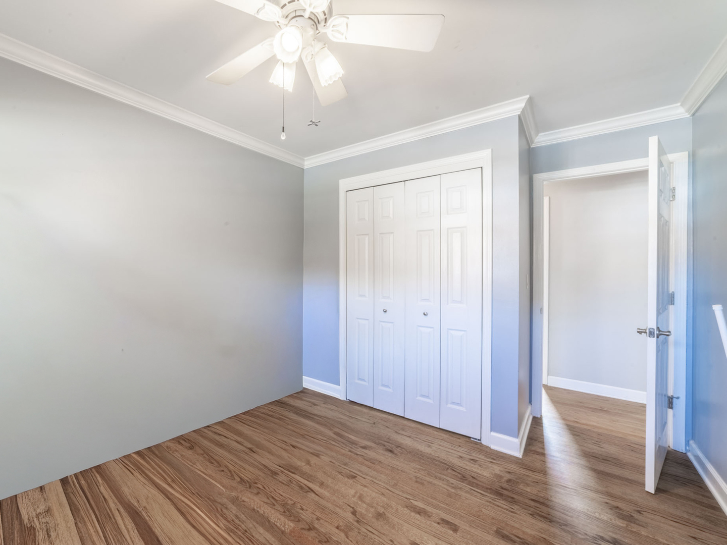 18010 Oakley Avenue, Lansing, IL 60438