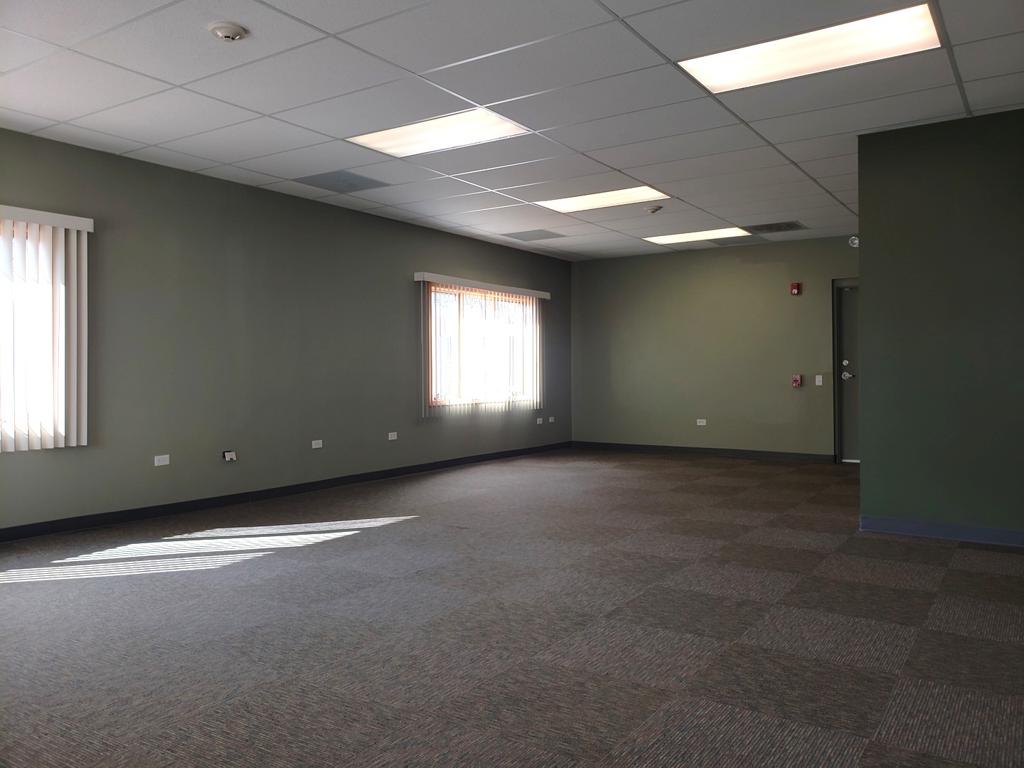 430 S Dixie Highway #105, Chicago Heights, IL 60411