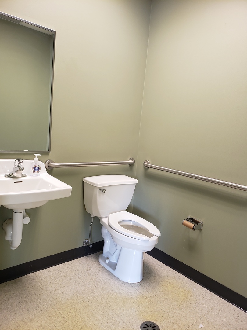 430 S Dixie Highway #105, Chicago Heights, IL 60411