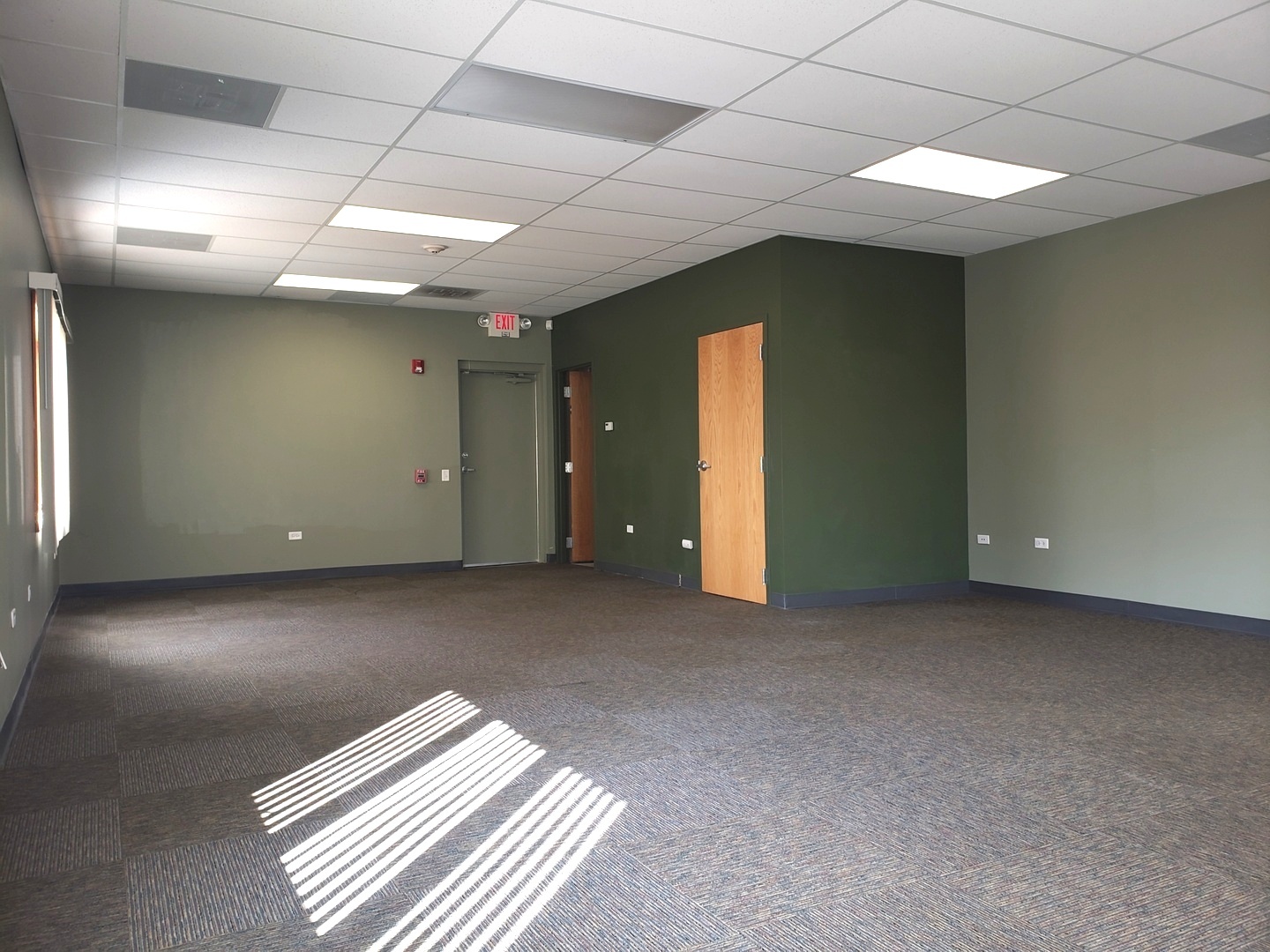 430 S Dixie Highway #105, Chicago Heights, IL 60411