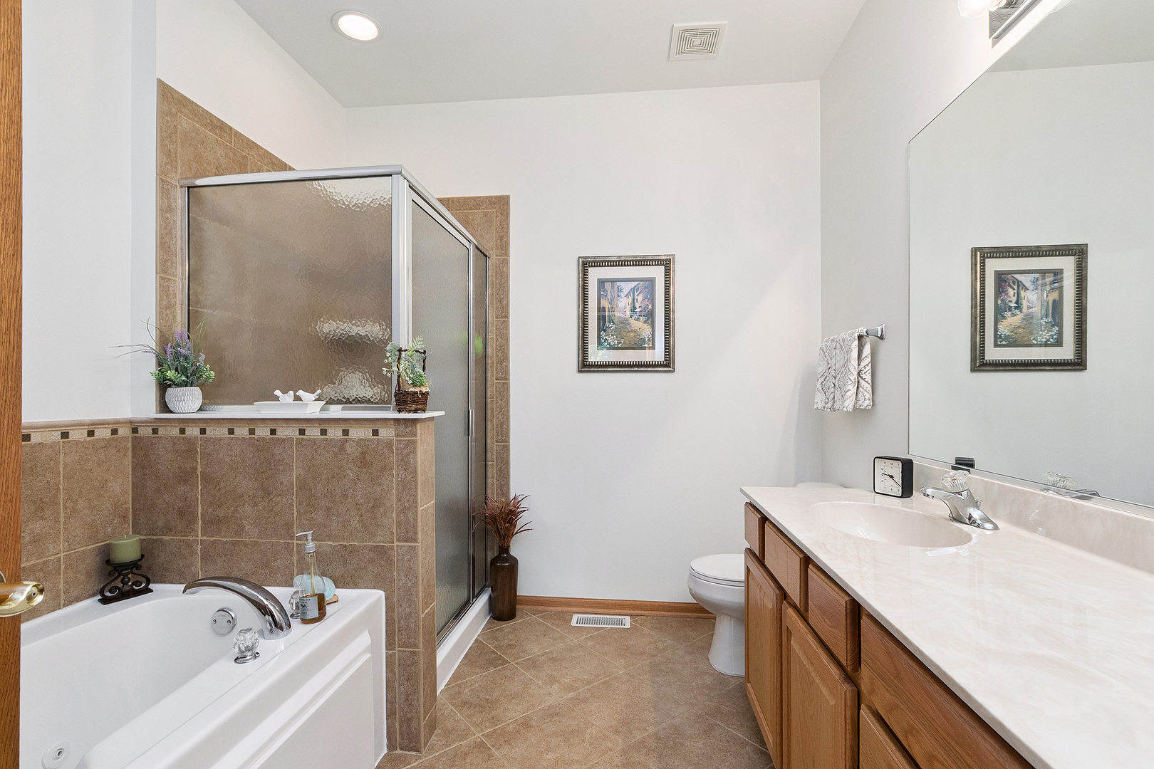 10711 Gigi Drive, Orland Park, IL 60462