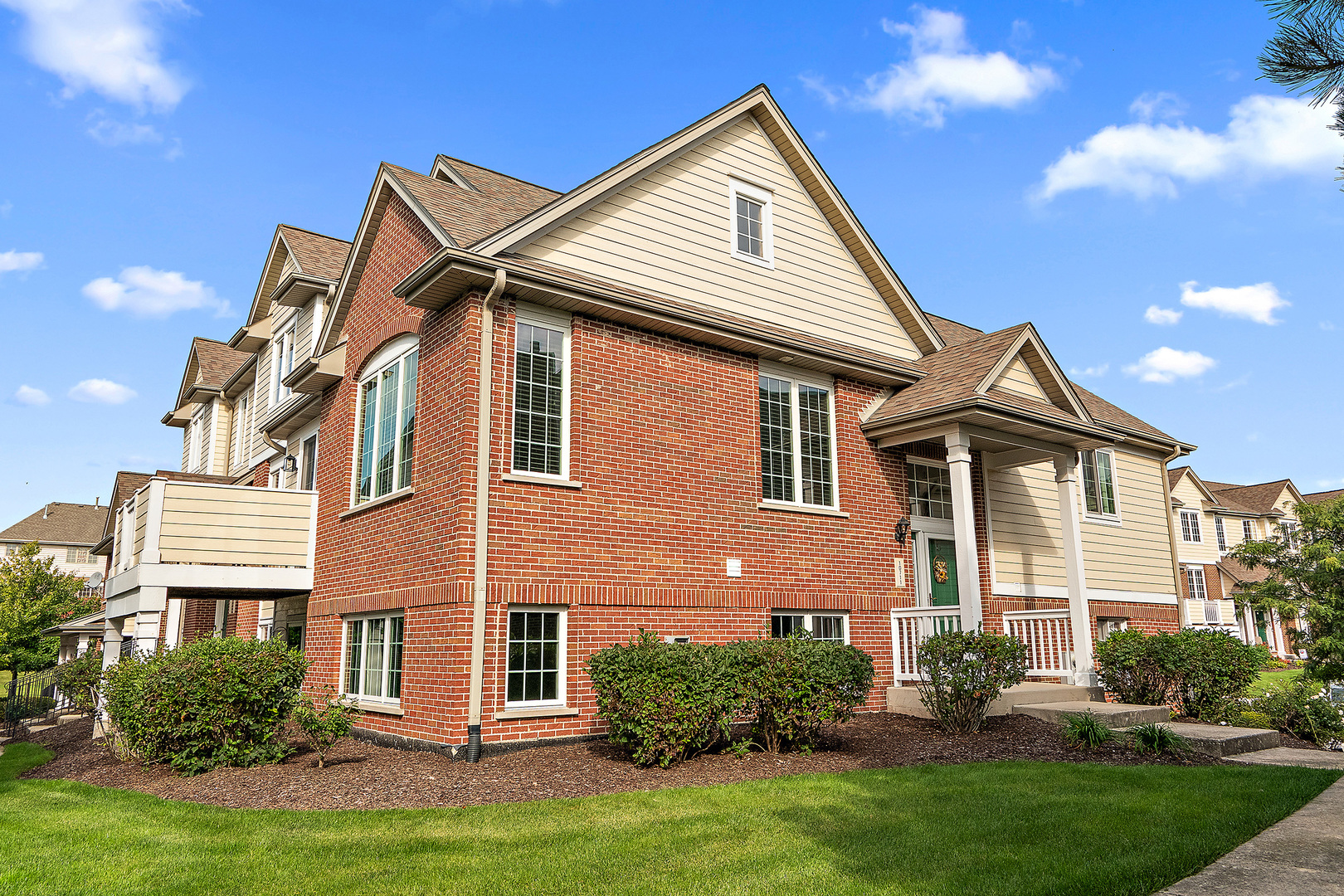 10711 Gigi Drive, Orland Park, IL 60462