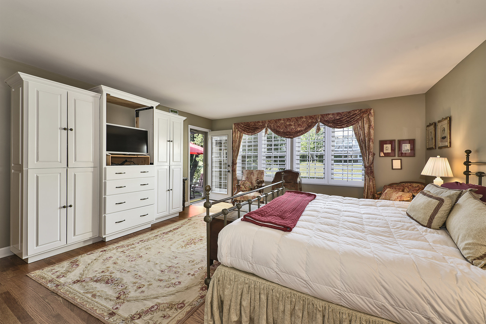 112 Kilchurn Lane, Inverness, IL 60067