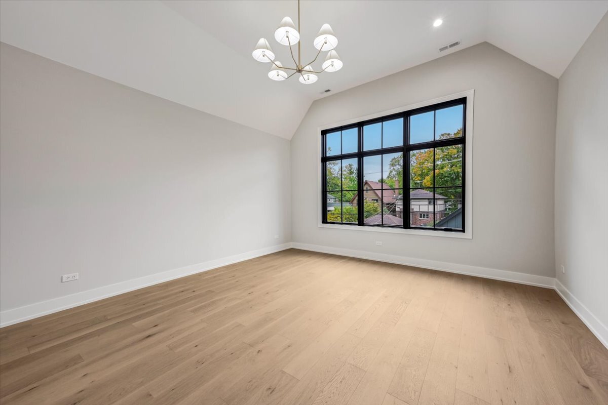 2422 Grant Street, Evanston, IL 60201