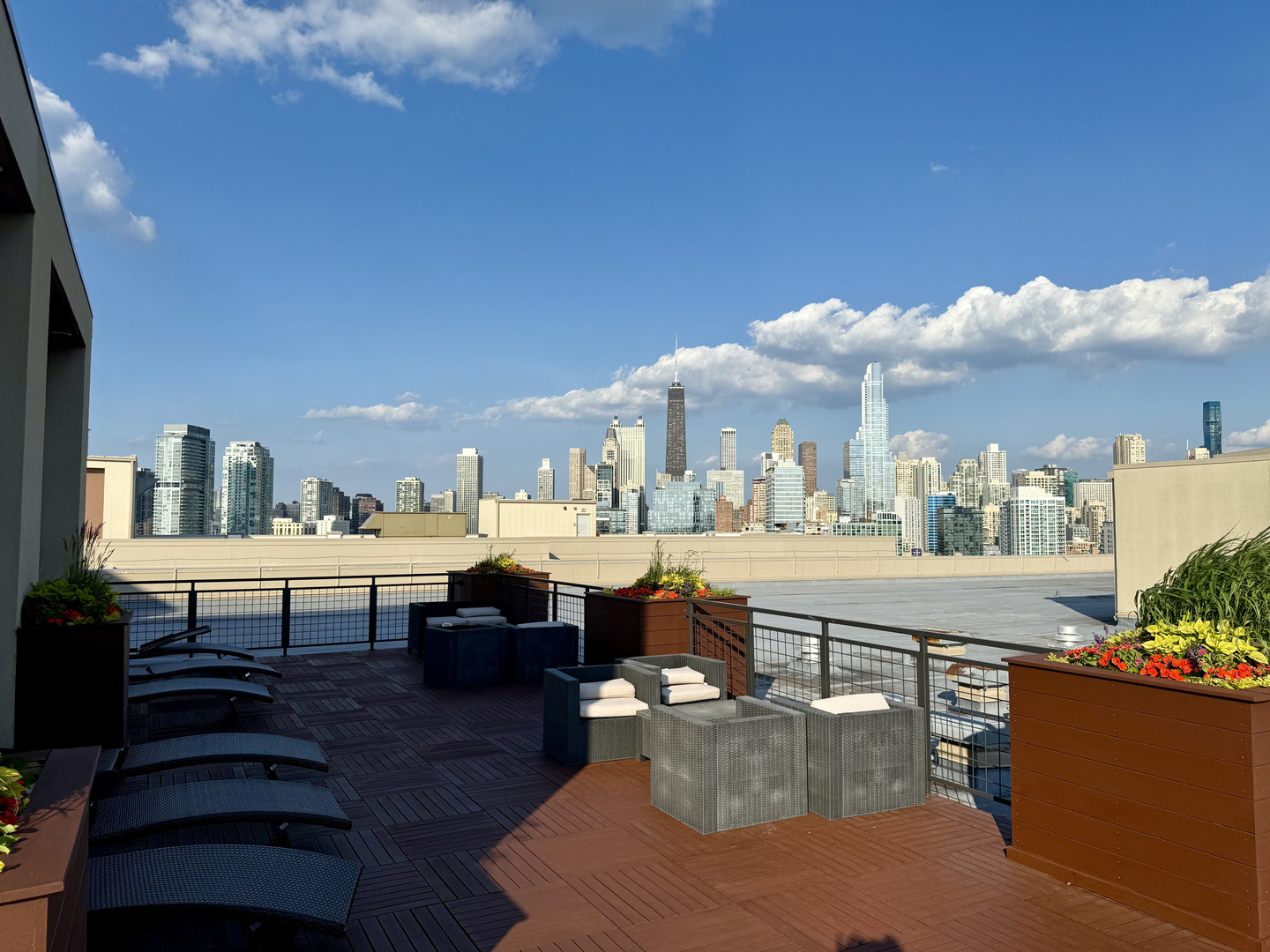 900 N Kingsbury Street #861, Chicago, IL 60610