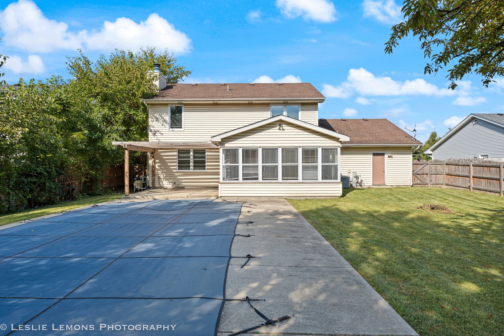 301 JUNIPER Drive, North Aurora, IL 60542