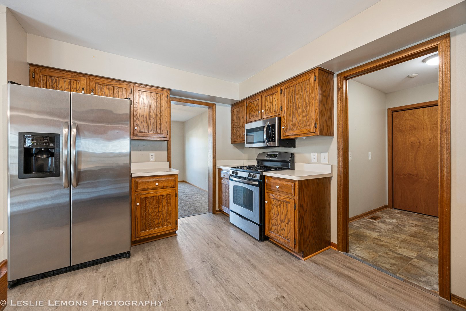 301 JUNIPER Drive, North Aurora, IL 60542
