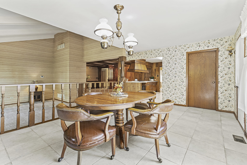 15024 S 81st Avenue, Orland Park, IL 60462