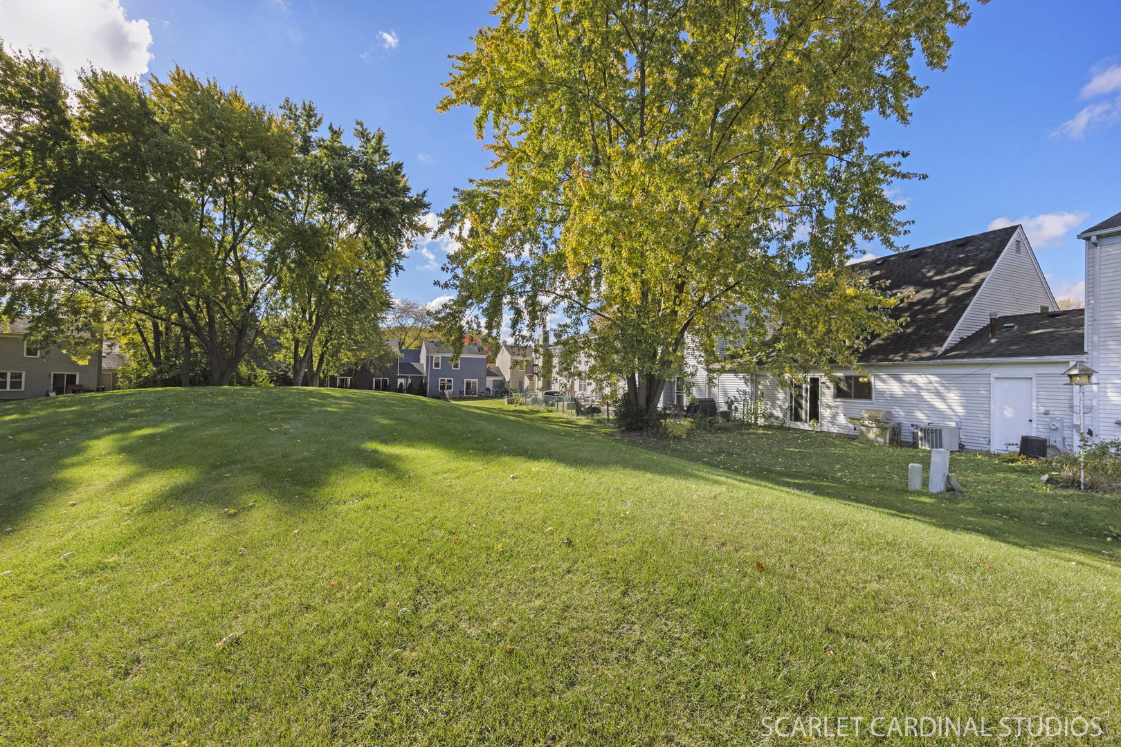 3S321 Blackthorn Lane, Warrenville, IL 60555