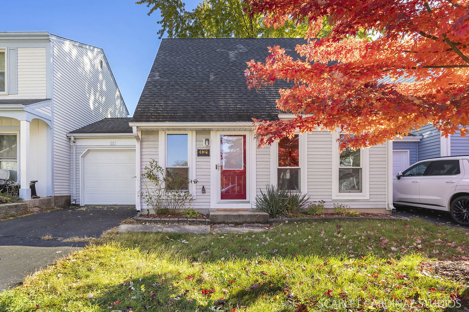 3S321 Blackthorn Lane, Warrenville, IL 60555