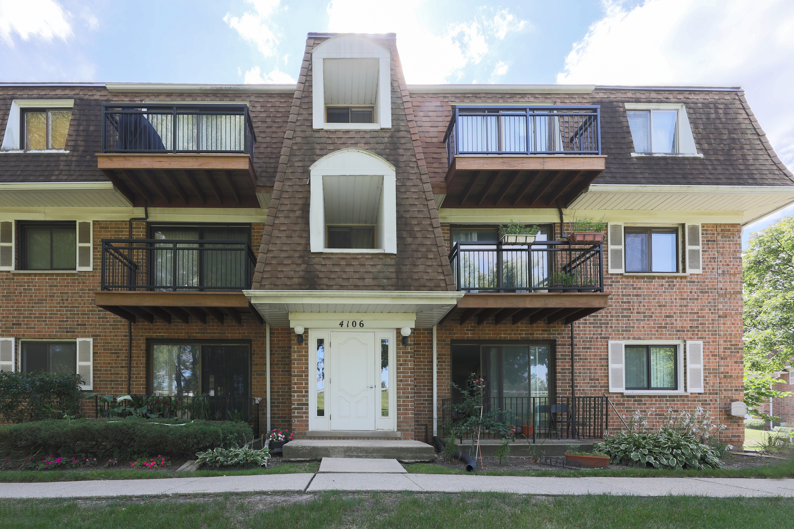 4106 Cove Lane #A, Glenview, IL 60025