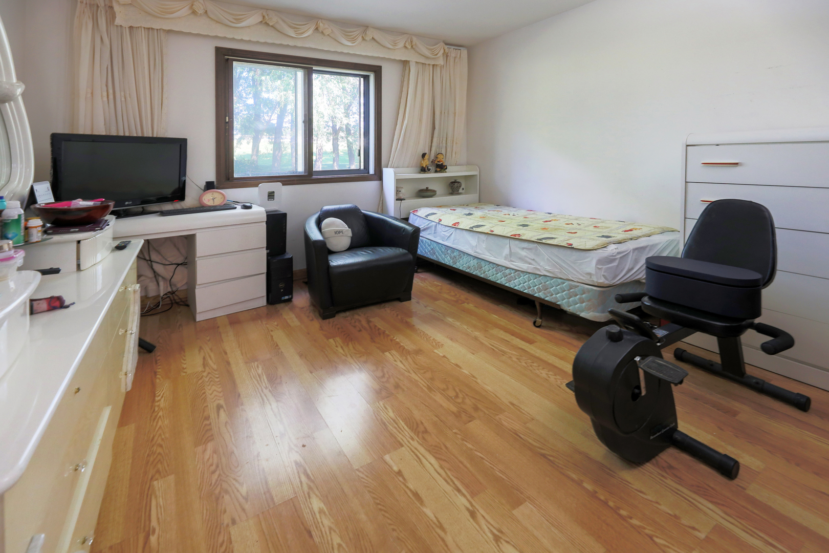 4106 Cove Lane #A, Glenview, IL 60025