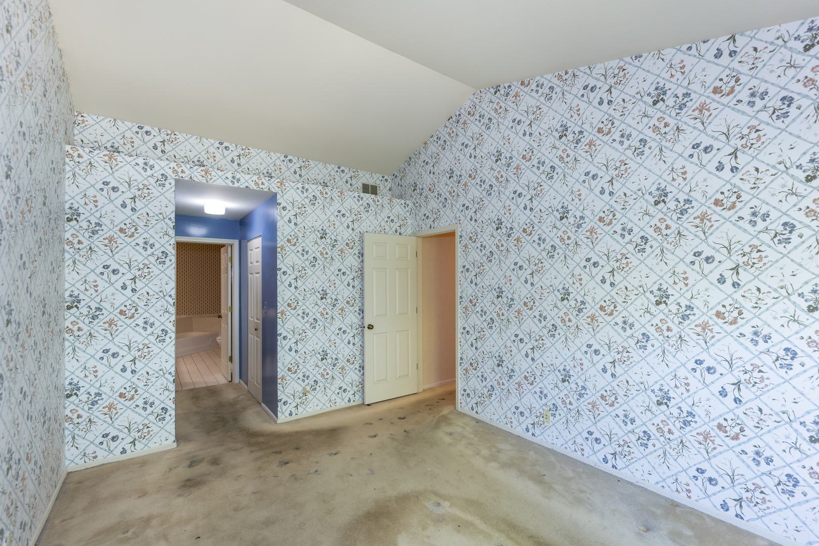 2119 Glasgow Court #0, Hanover Park, IL 60133