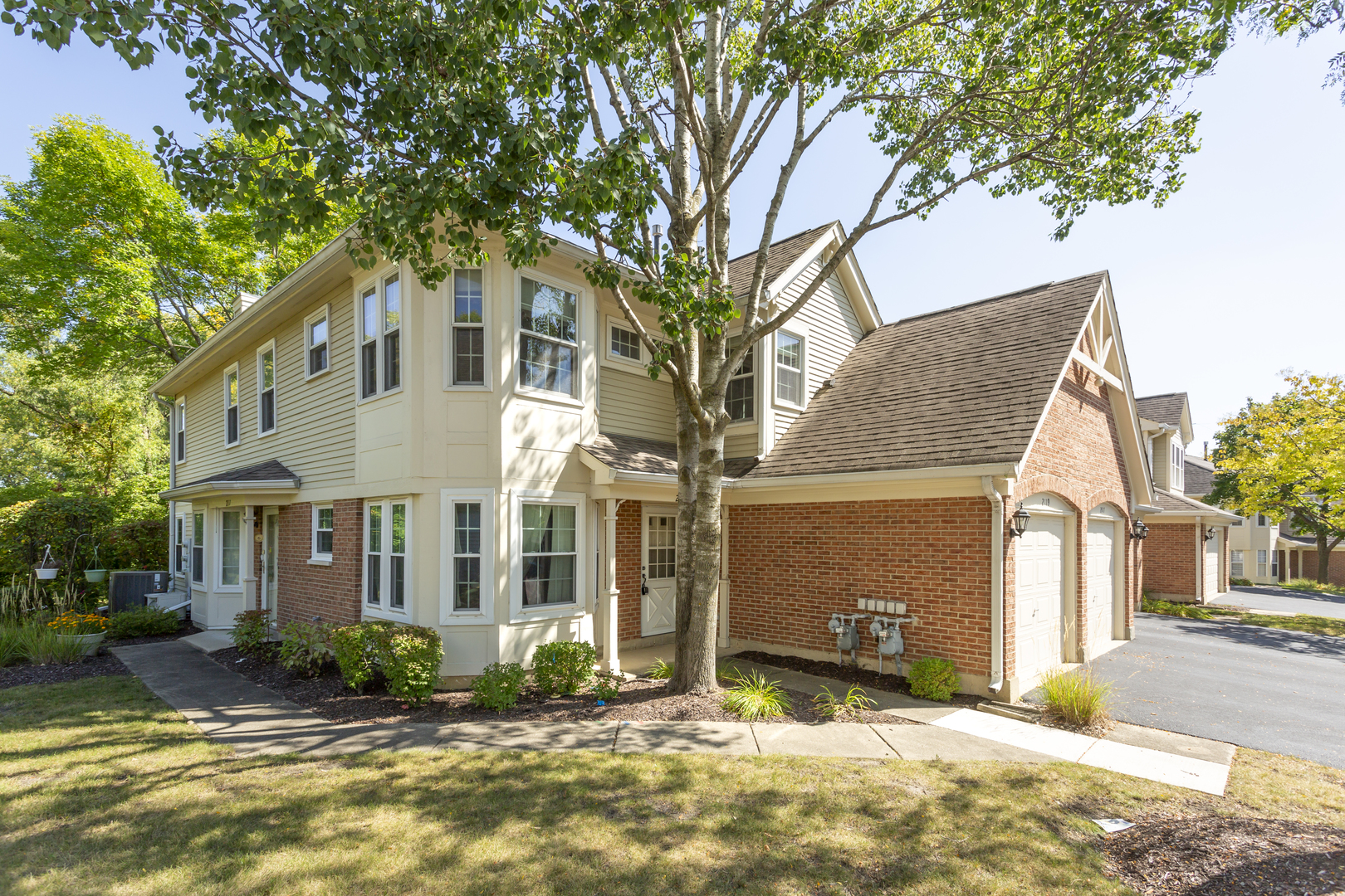 2119 Glasgow Court #0, Hanover Park, IL 60133