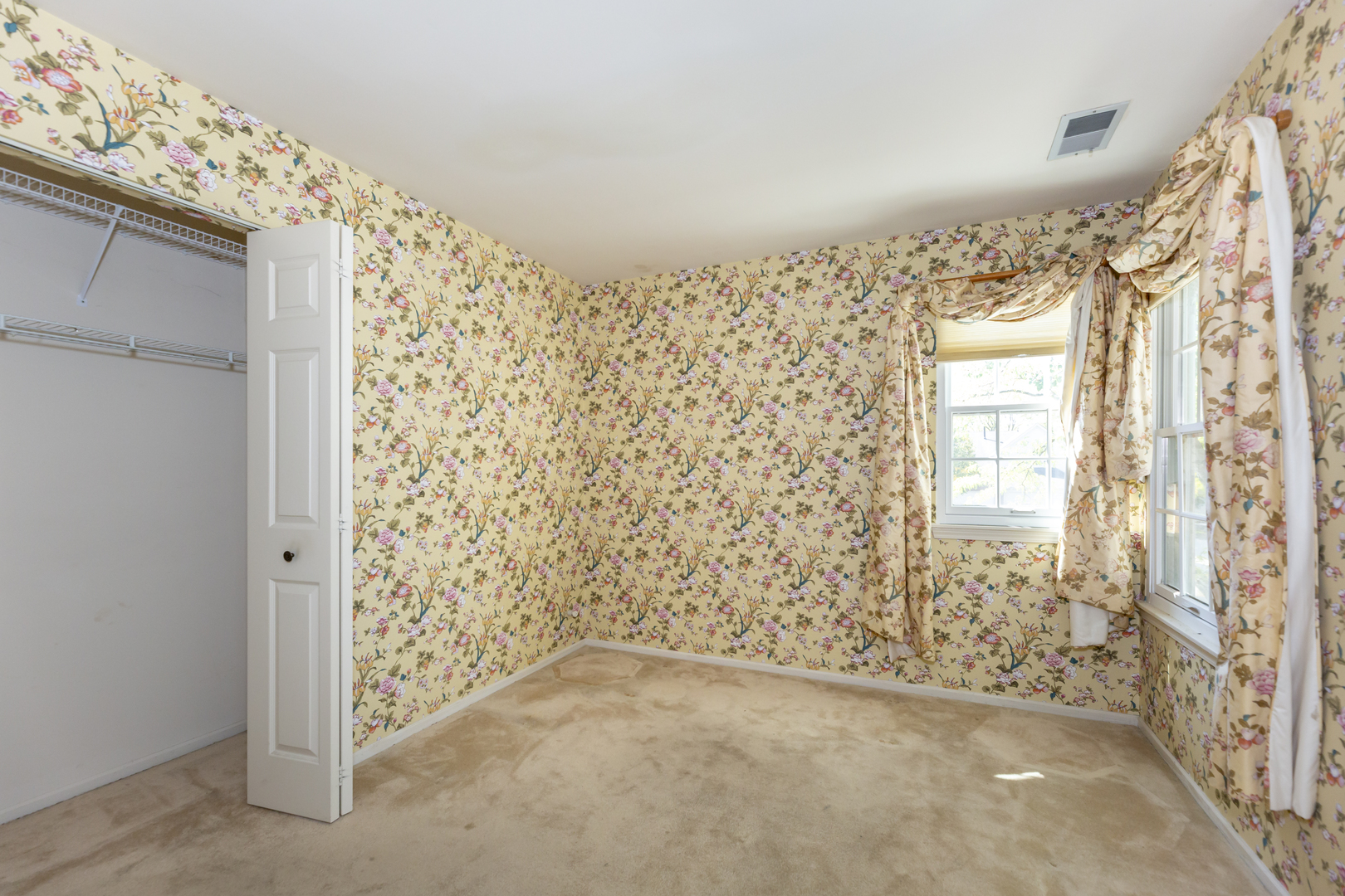 2119 Glasgow Court #0, Hanover Park, IL 60133