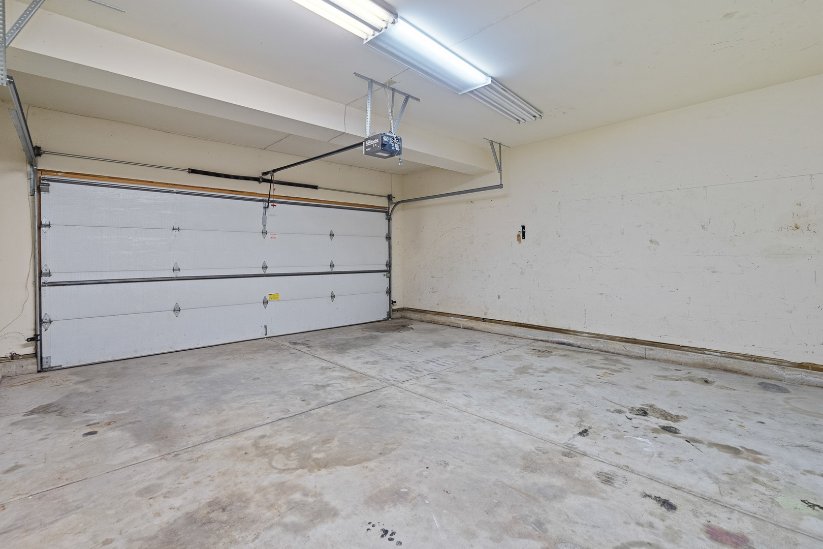 412 Bruce Road, Lockport, IL 60441