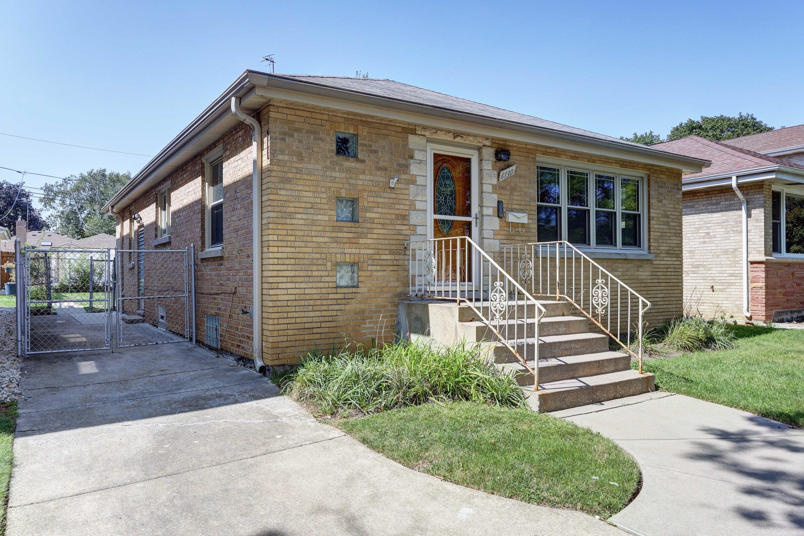 8130 N Ottawa Avenue, Niles, IL 60714