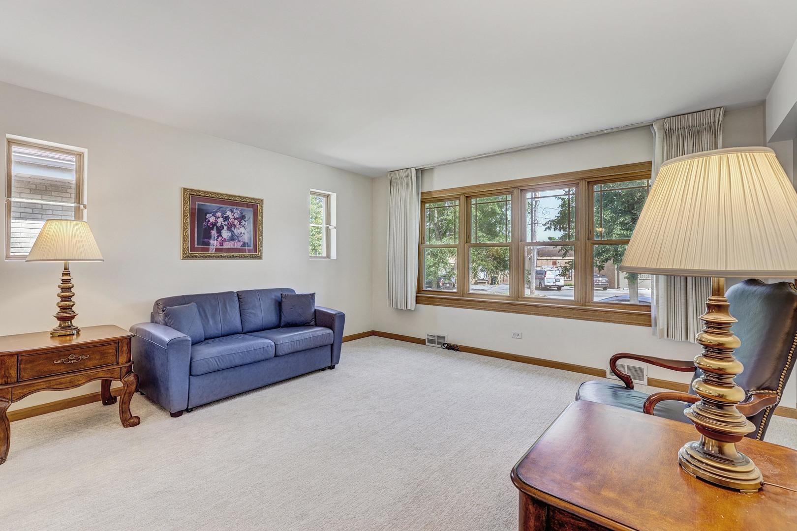 8130 N Ottawa Avenue, Niles, IL 60714
