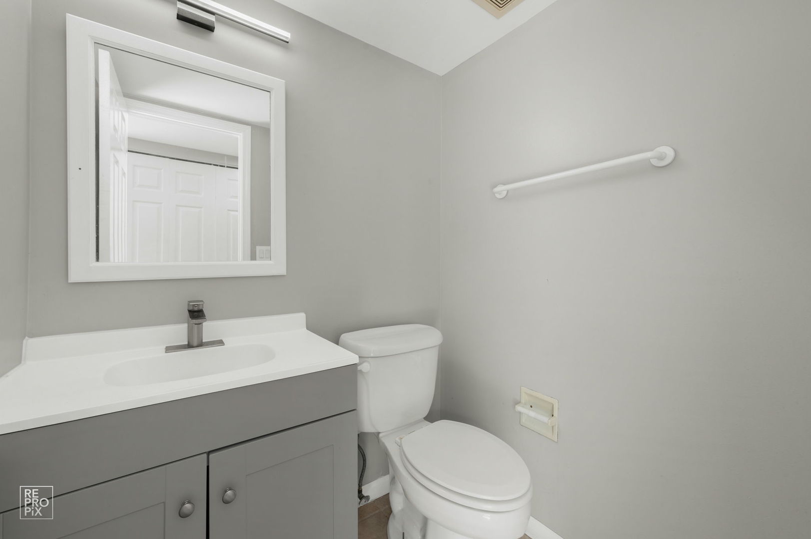 1312 Oriole Trail, Carol Stream, IL 60188