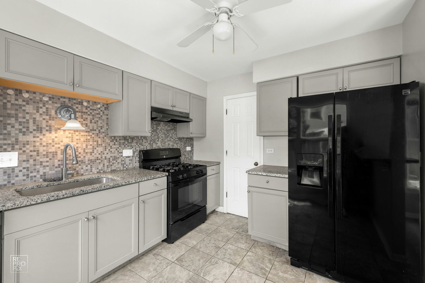1312 Oriole Trail, Carol Stream, IL 60188