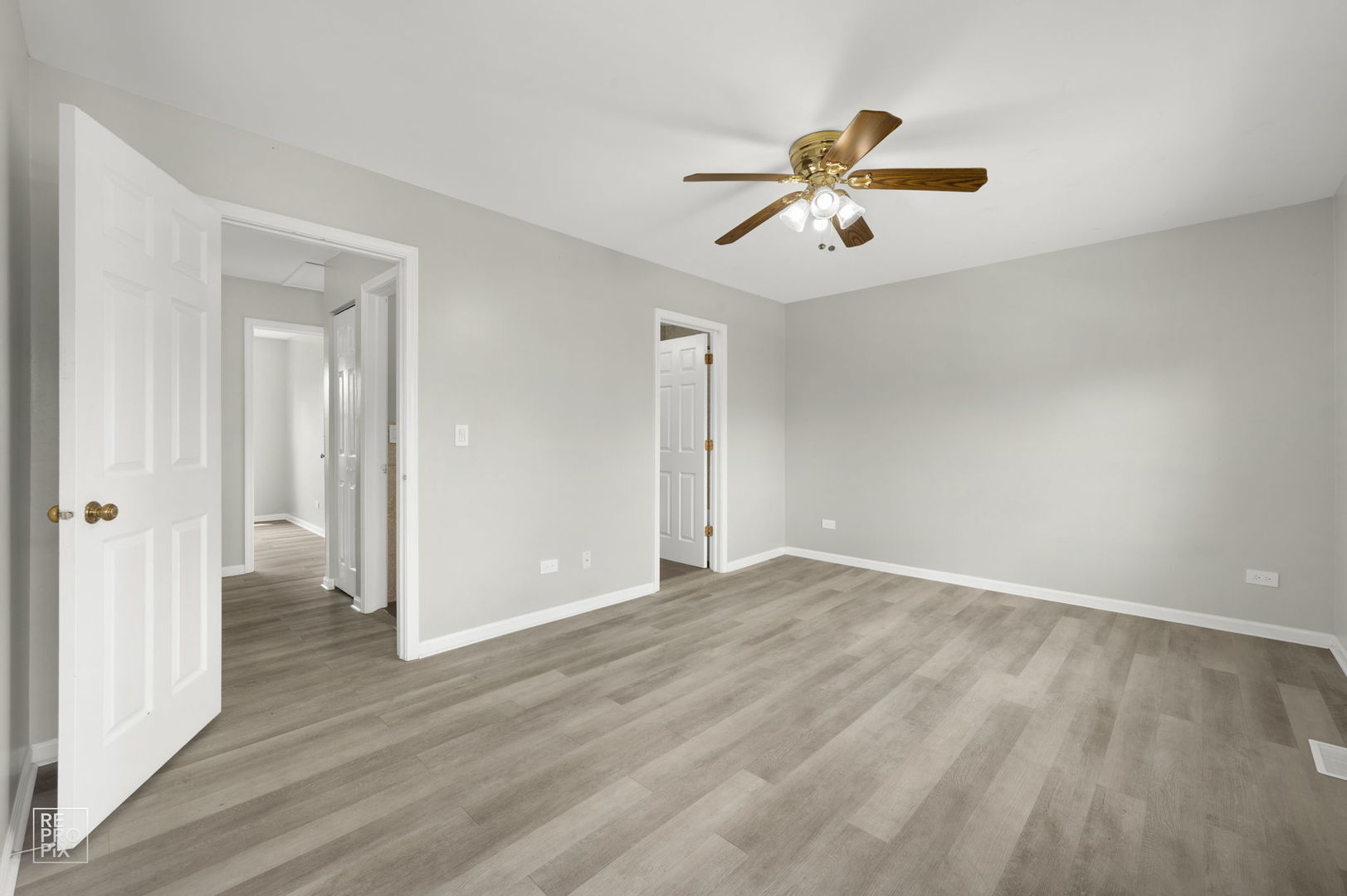 1312 Oriole Trail, Carol Stream, IL 60188