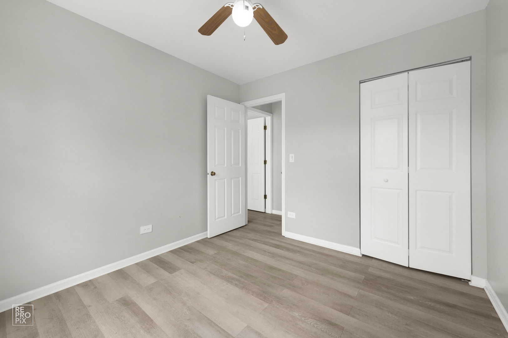1312 Oriole Trail, Carol Stream, IL 60188