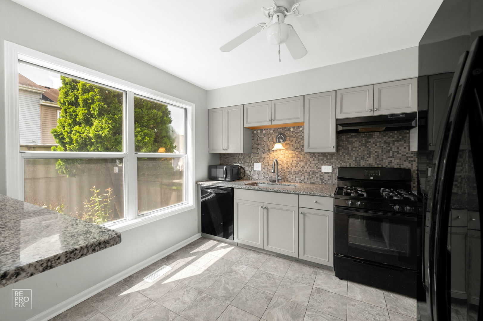 1312 Oriole Trail, Carol Stream, IL 60188
