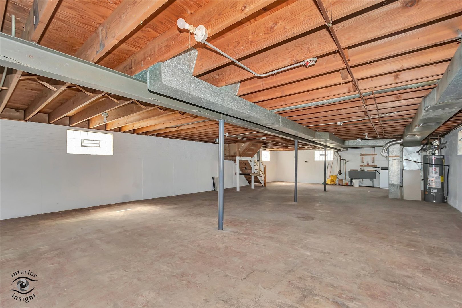 8146 Austin Avenue, Burbank, IL 60459