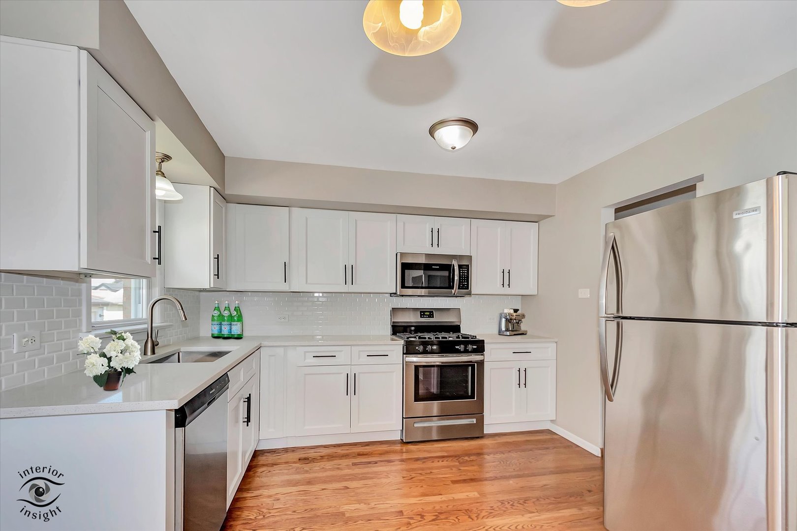 8146 Austin Avenue, Burbank, IL 60459