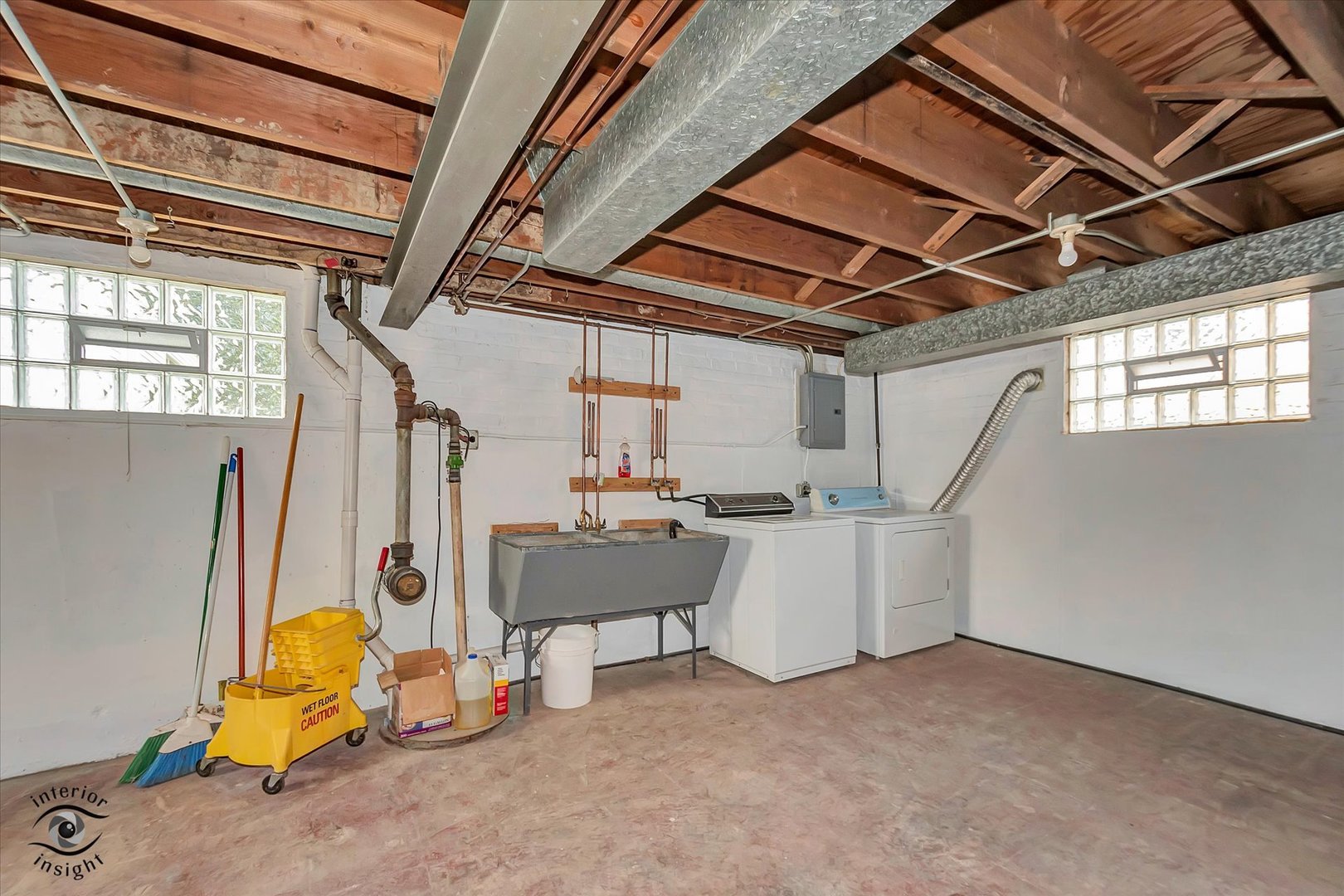 8146 Austin Avenue, Burbank, IL 60459