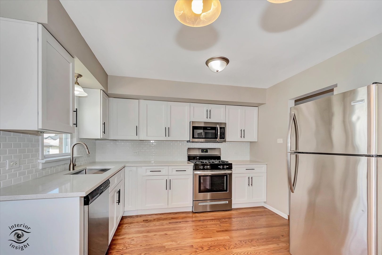 8146 Austin Avenue, Burbank, IL 60459