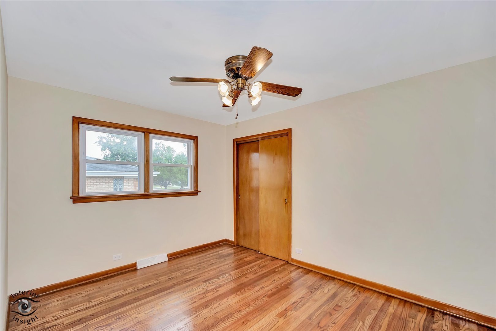 8146 Austin Avenue, Burbank, IL 60459