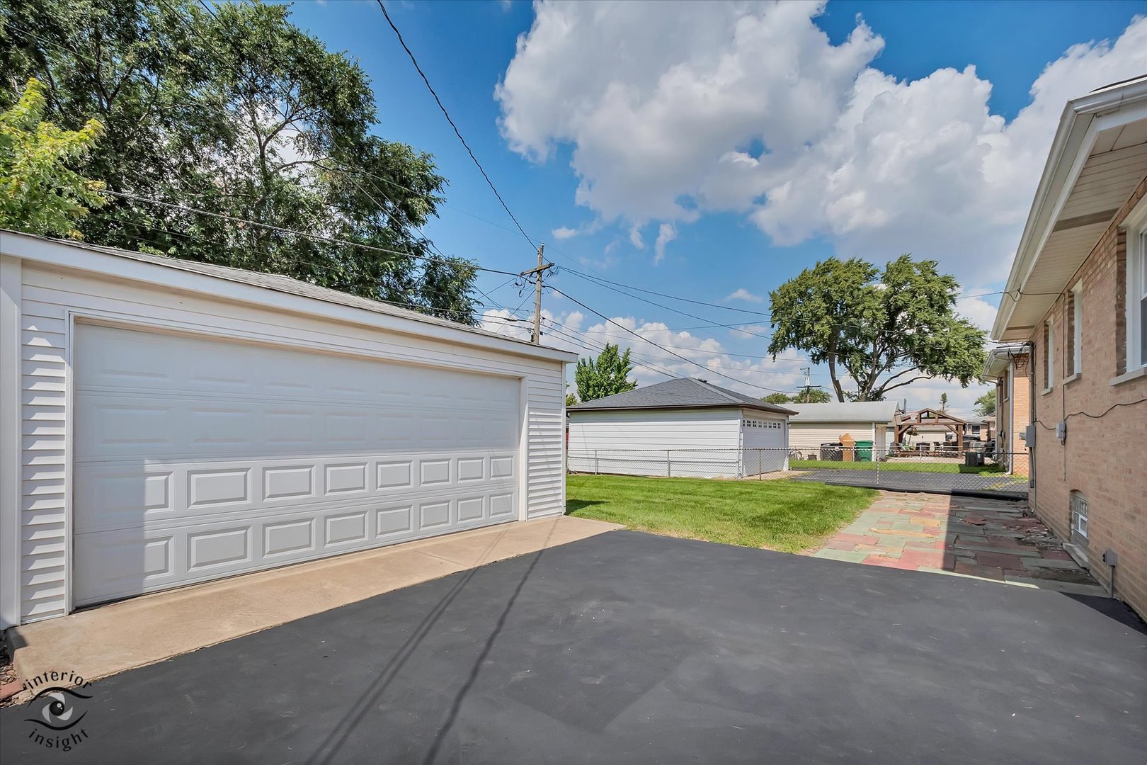 8146 Austin Avenue, Burbank, IL 60459