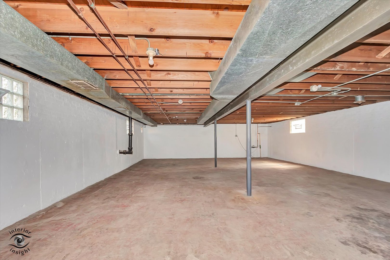 8146 Austin Avenue, Burbank, IL 60459