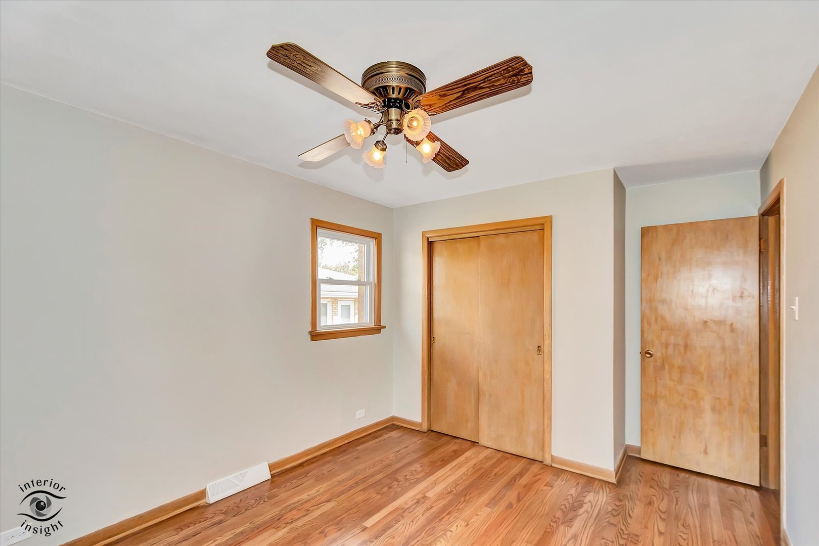 8146 Austin Avenue, Burbank, IL 60459