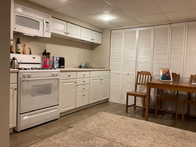 1421 Kirkwall Court, Inverness, IL 60010