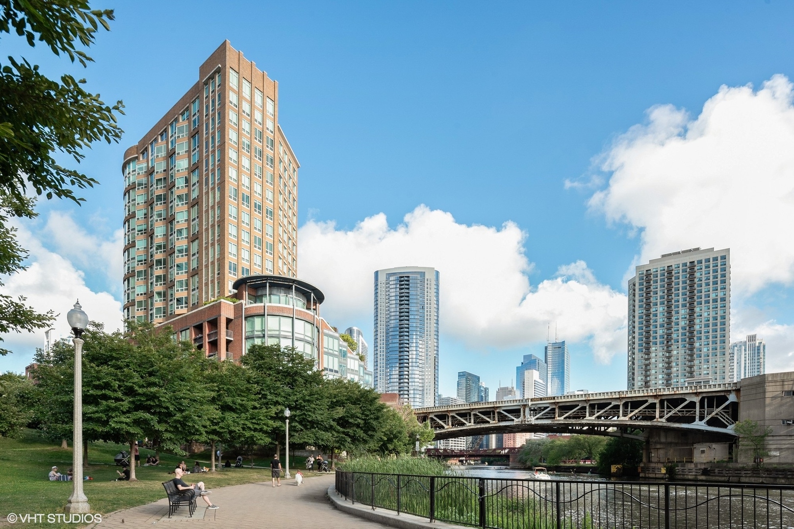 600 N Kingsbury Street #1410, Chicago, IL 60654