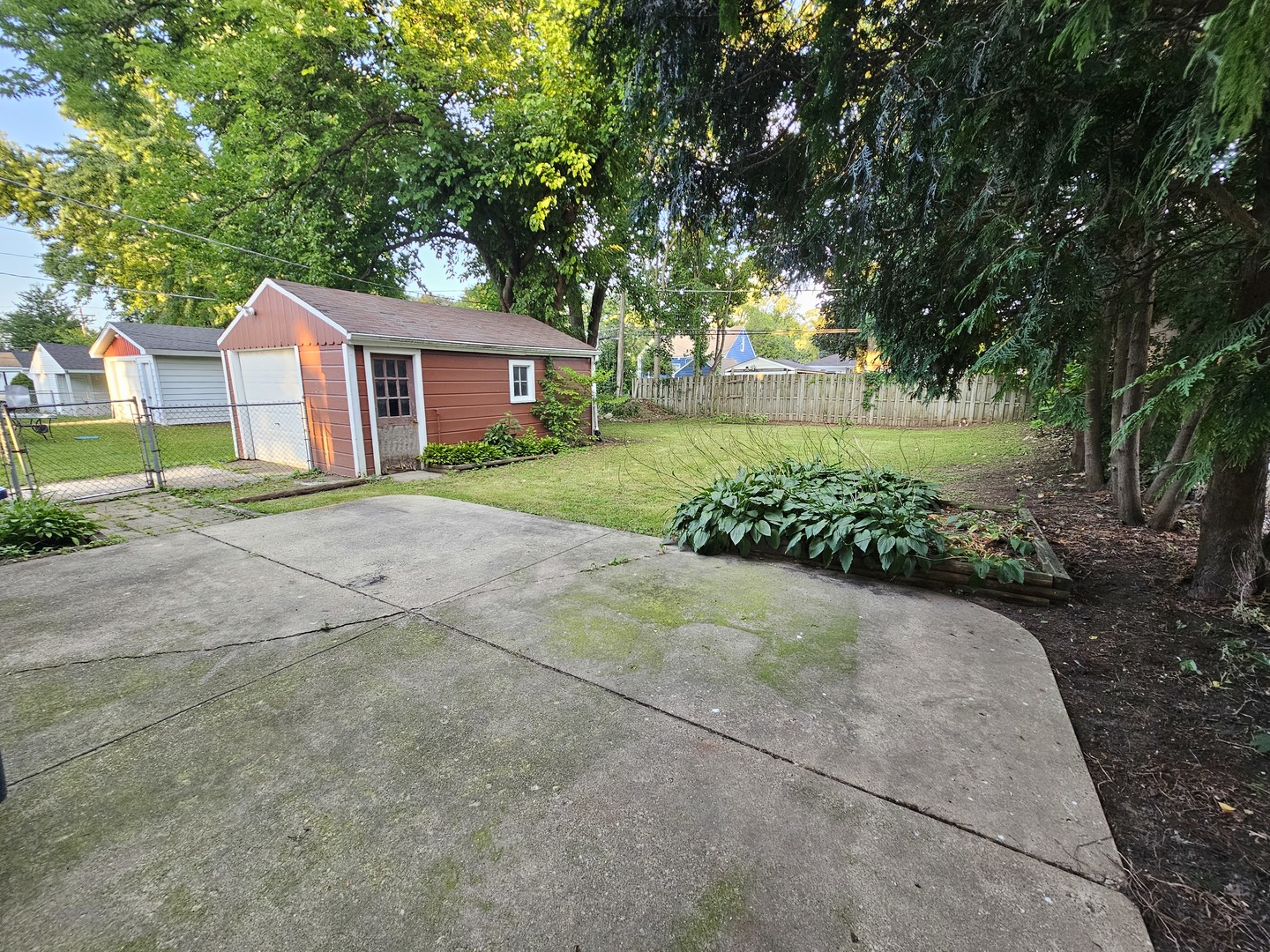 623 Westmoreland Avenue, Waukegan, IL 60085