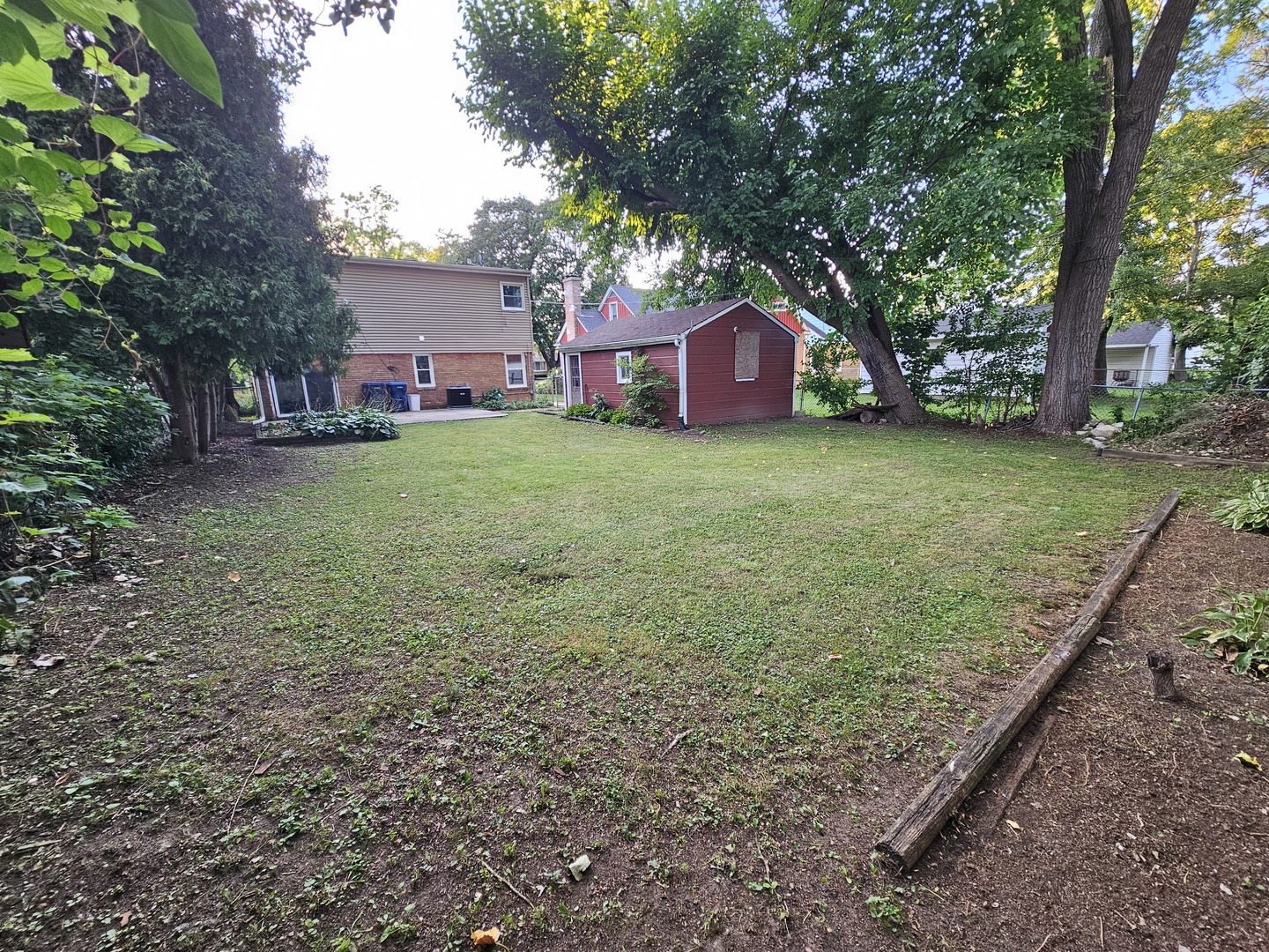 623 Westmoreland Avenue, Waukegan, IL 60085