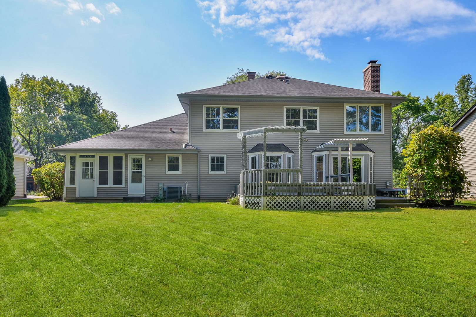 825 Biltmore Court, Naperville, IL 60563