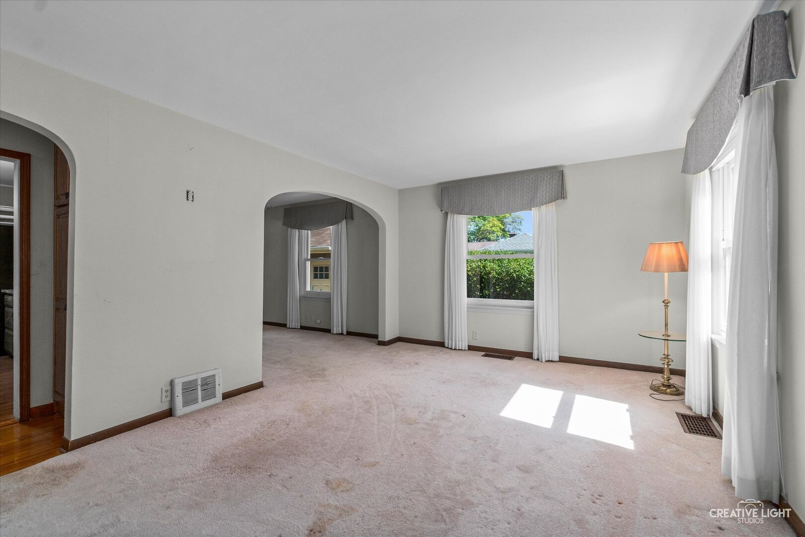 28W544 Rogers Avenue, Warrenville, IL 60555