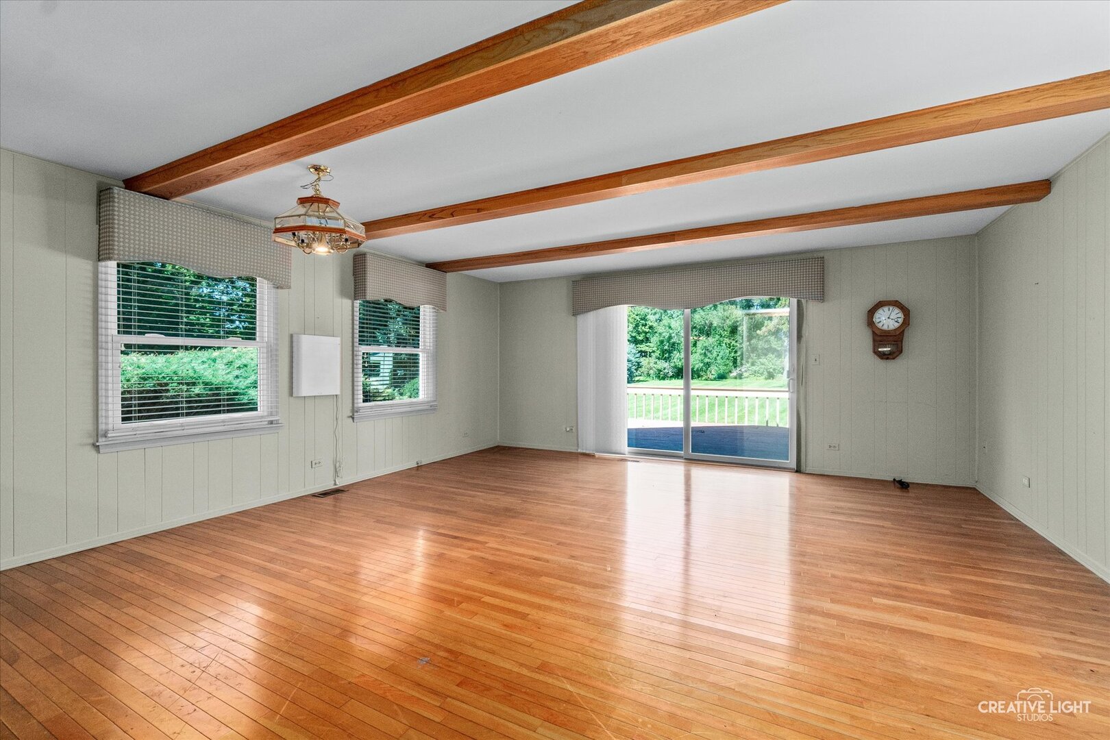 28W544 Rogers Avenue, Warrenville, IL 60555