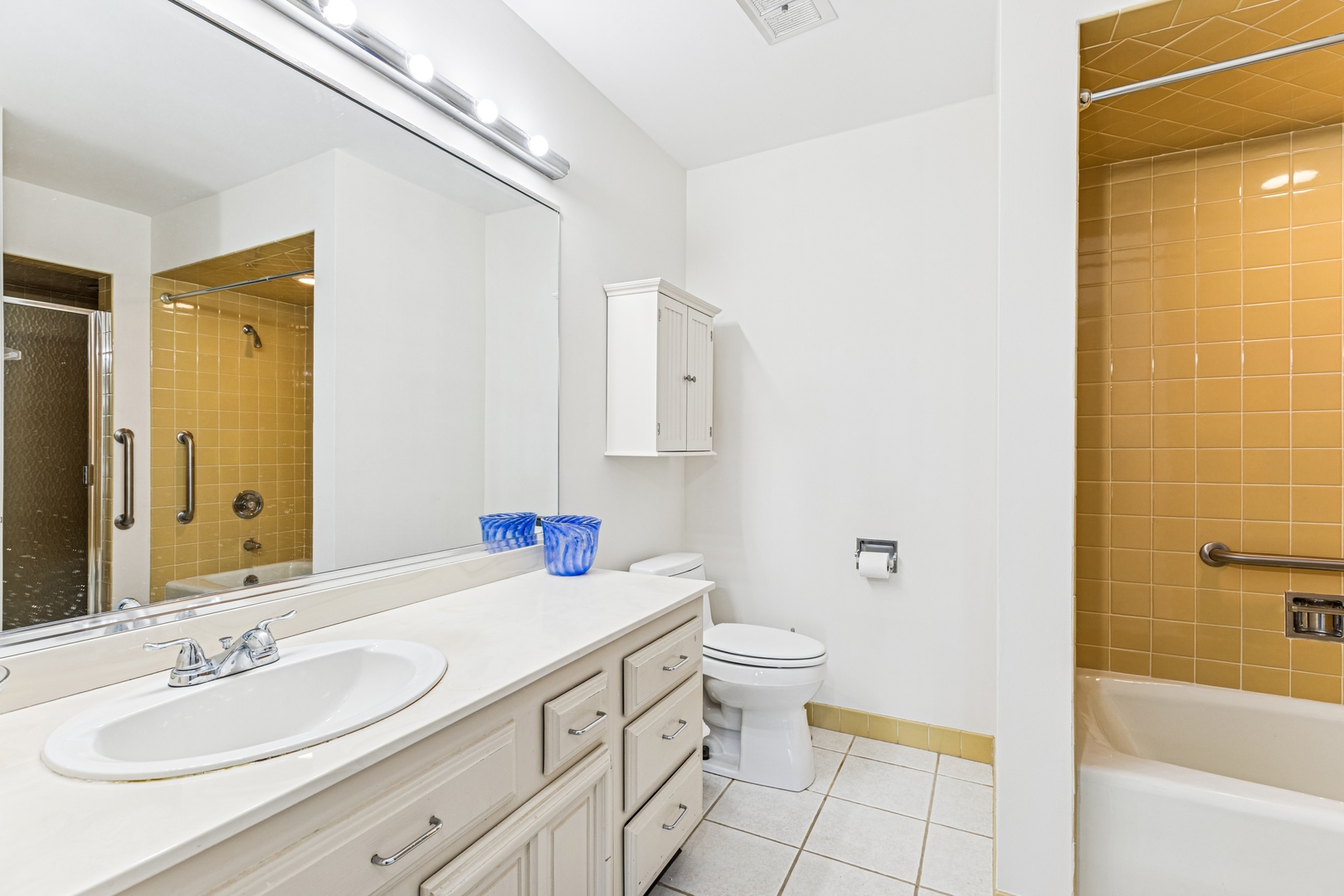 3415 Vollmer Road #308, Flossmoor, IL 60422